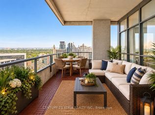 23 Hollywood Ave #PENTHOUSE 202, Toronto, ON M2N7L8