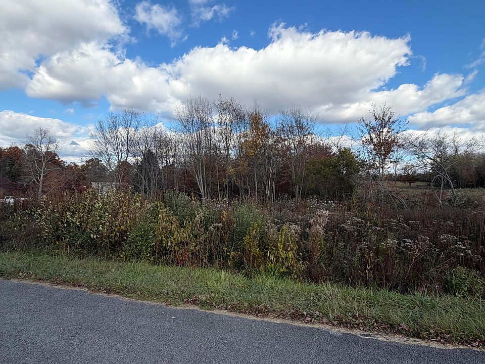 2nd image of Woodgate Dr