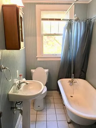 1247 Forsythe Ave — Photo 3