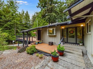 150 Roberts Heights Ln, Bayside, CA 95524