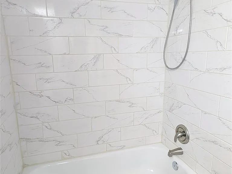 1108 Marlton St — Photo 14