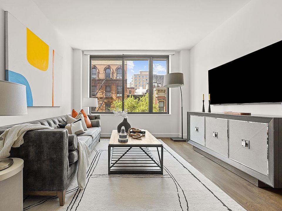 1st image of 211 E 13th St #5H