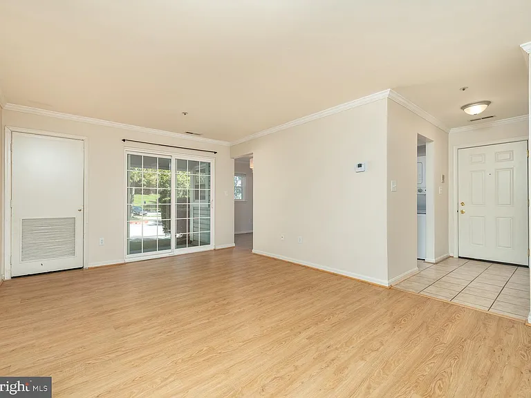 8360 Montgomery Run Rd NW #D — Photo 6
