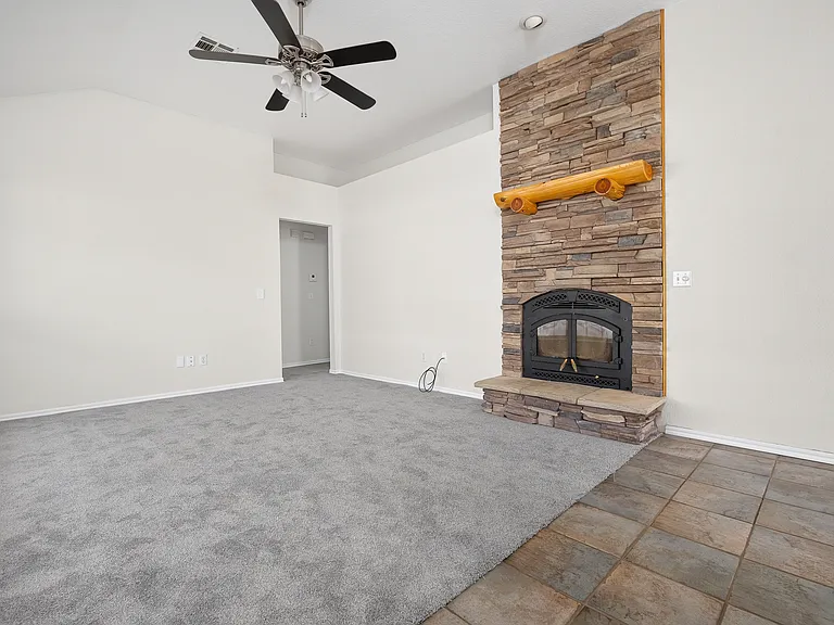 337 W Chantilly Way — Photo 6