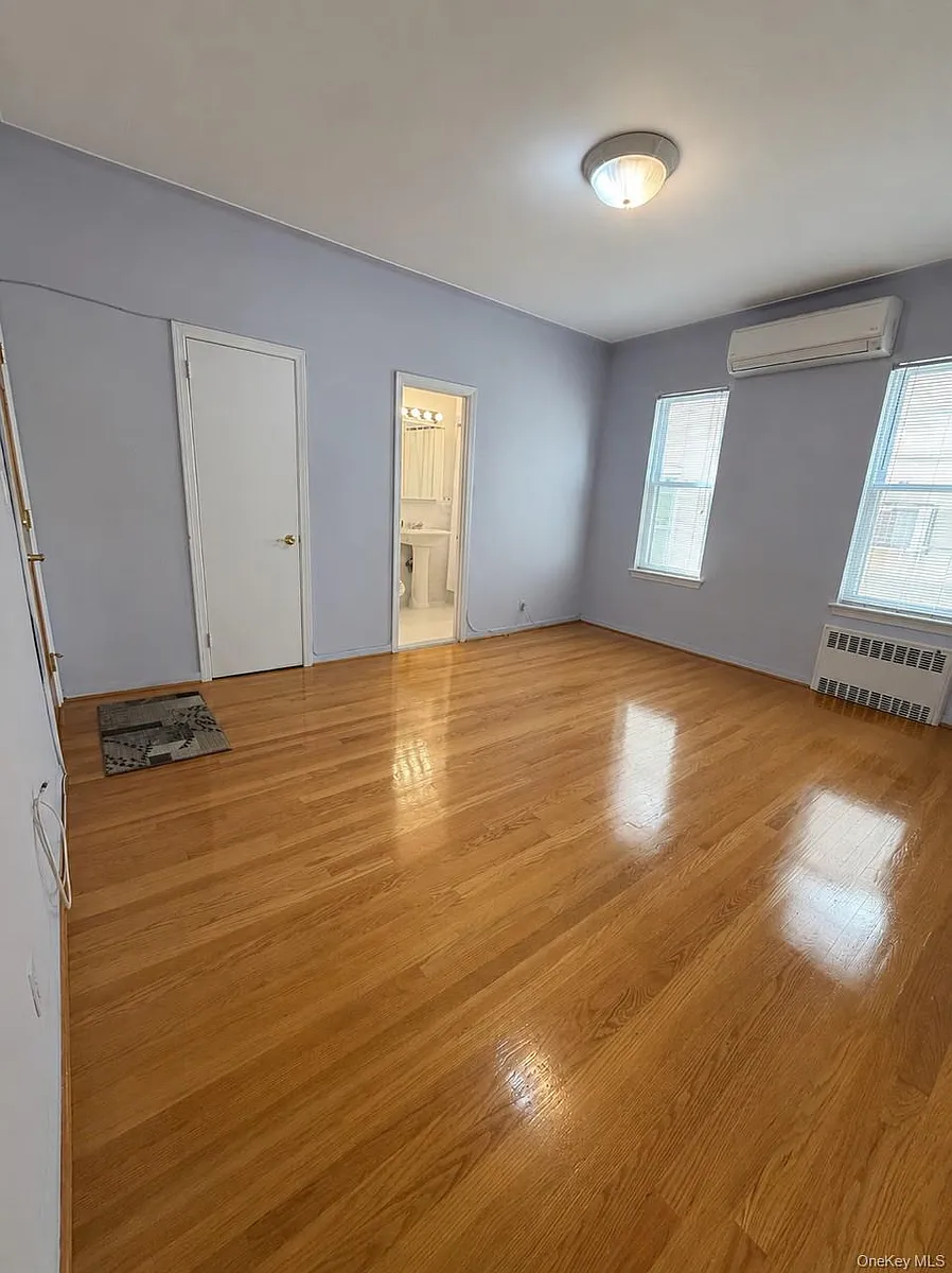 Building Photo - 1246 72nd St #2F