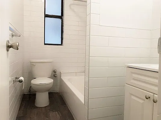 Rented by BRICK & GALO REALTY CORP | media 26