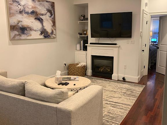 4th image of 26 Vinton St #2