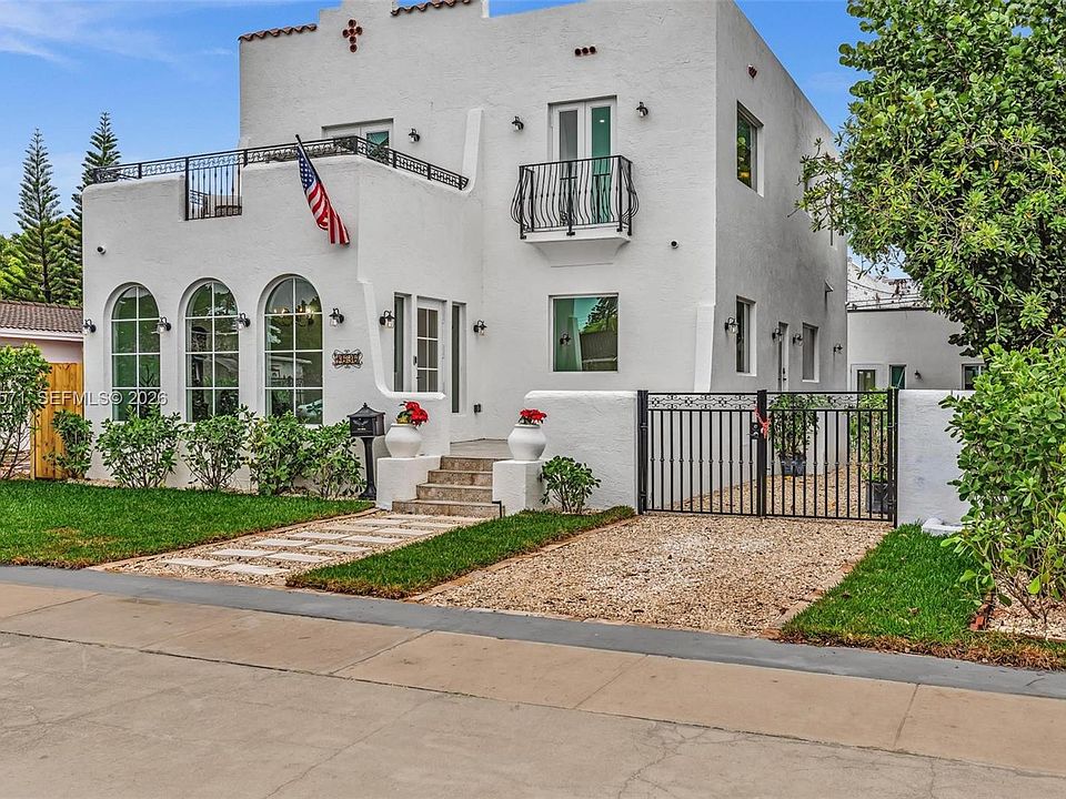 1st image of 1636 SW 9th St