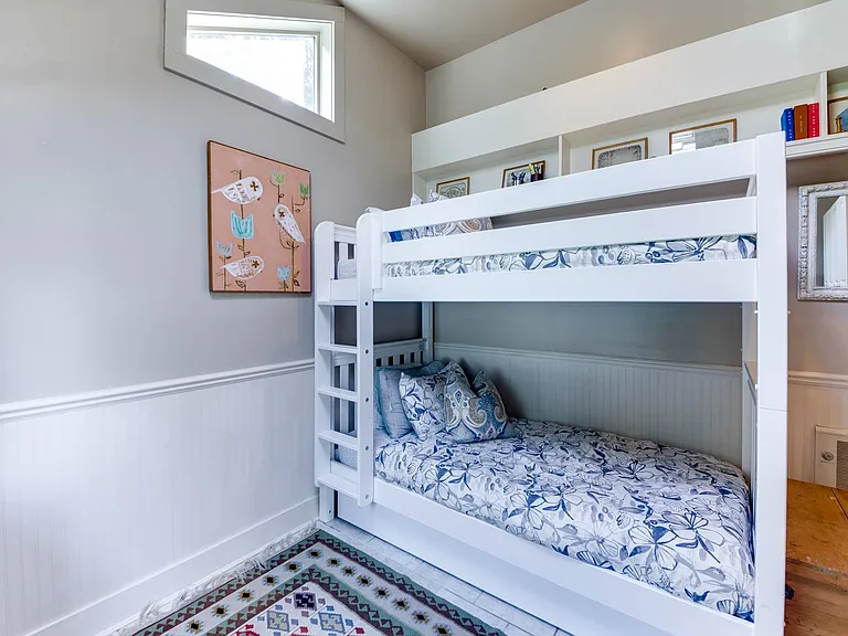 641 Montauk Hwy — Photo 14