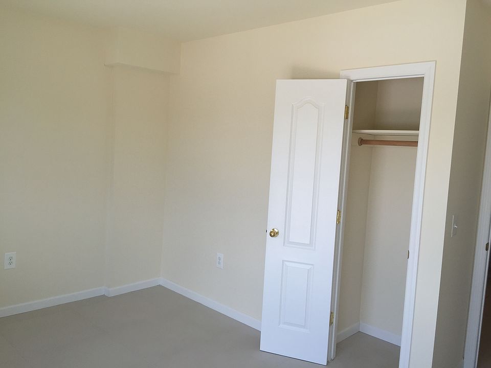 1st image of 2618 23rd Ave