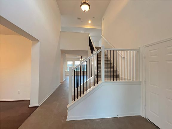 4th image of 19314 Camellia Bend Cir