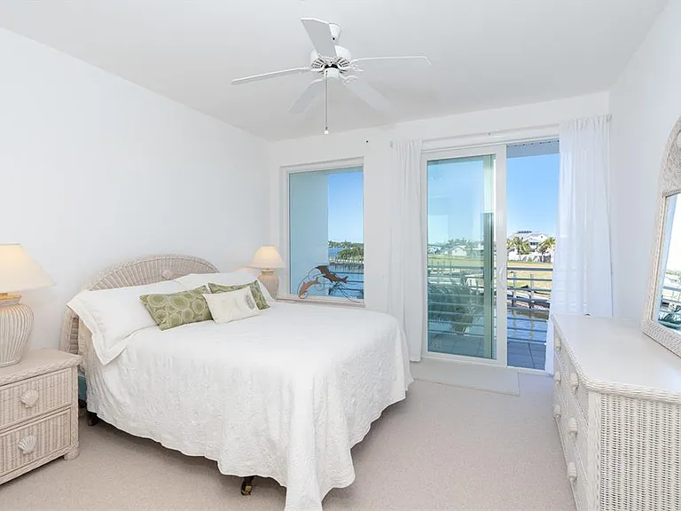 8280 Harborside Cir — Photo 18