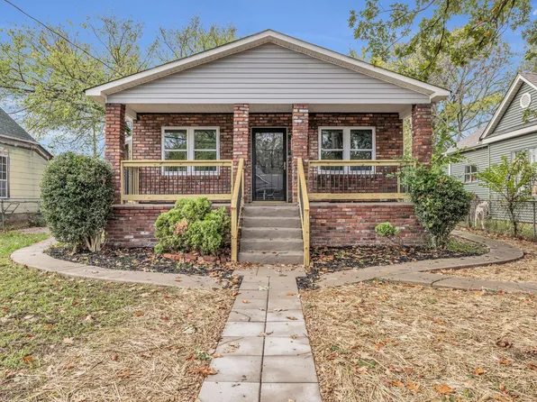 2016 E 13th St, Chattanooga, TN 37404