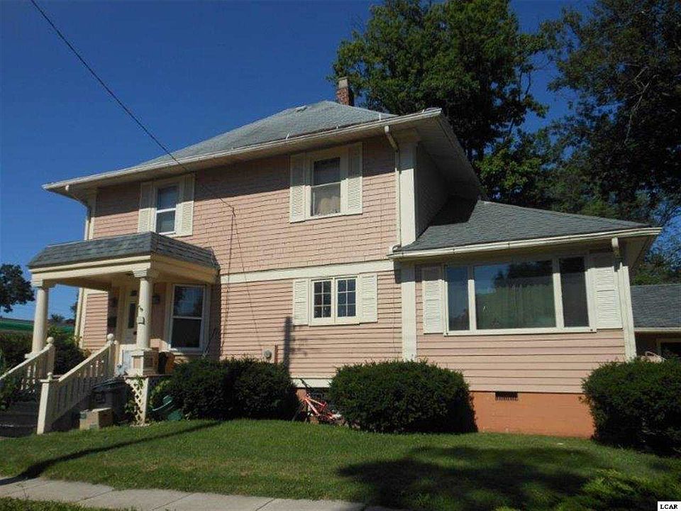 2nd image of 502 W Adrian St