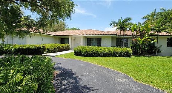 2nd image of 9360 Gallardo St