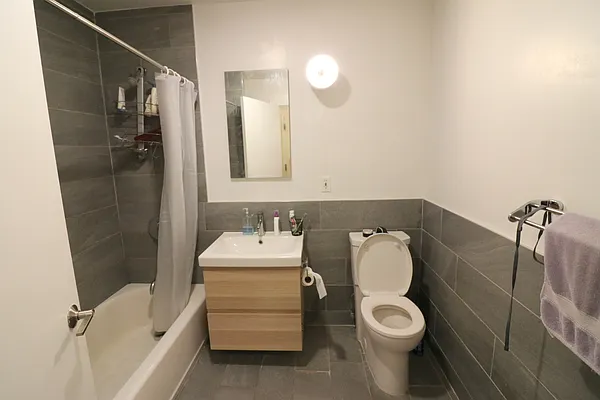 Rented by David Francis New York LLC | media 12