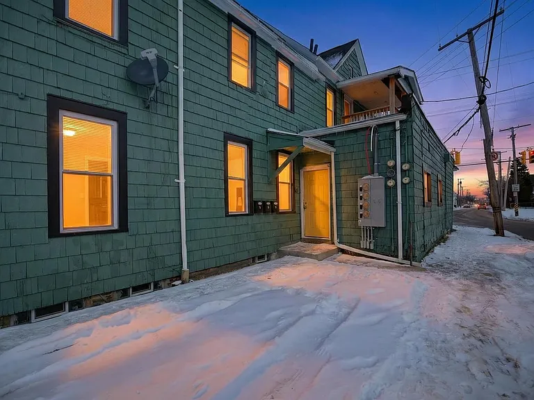 3356 W 44th St — Photo 26