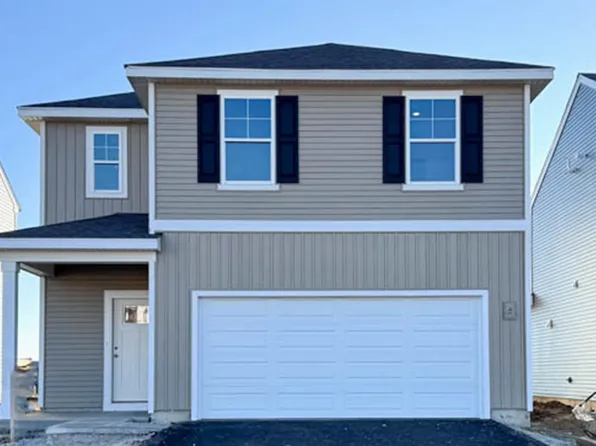 1479 Grand Tetons Dr, Pingree Grove, IL 60140