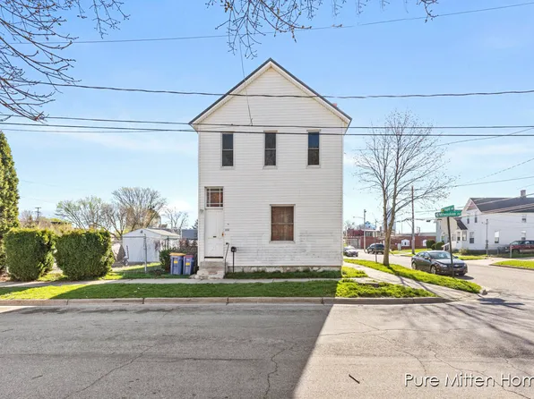 741 3rd St NW, Grand Rapids, MI 49504