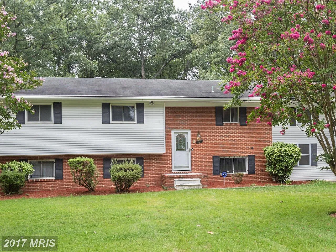 9107 Washington Ave photo 1