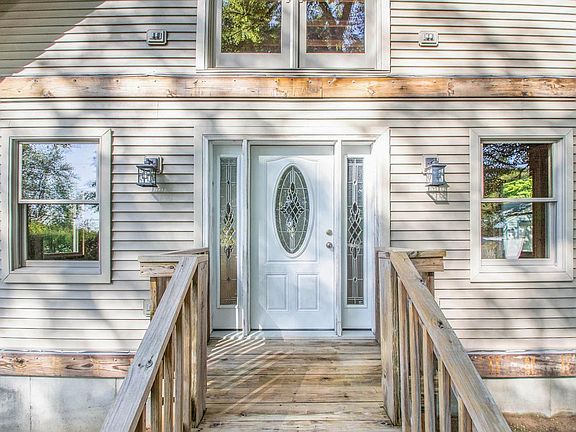 5th image of 55644 Forest Beach St