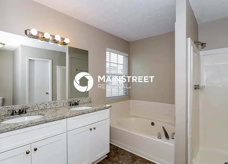 3254 Landgraf Close — Photo 12