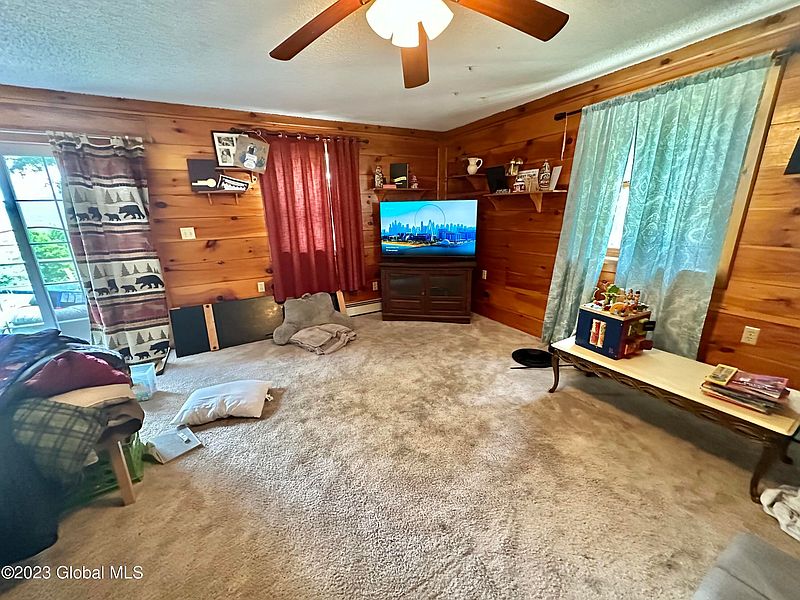 4th image of 277 Parker Rd