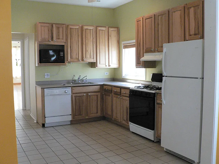 3106 N Troy St #1.1 — Photo 22