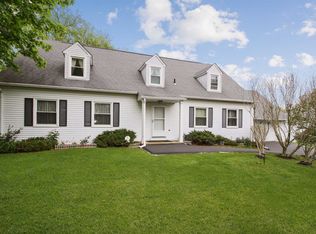 5 Gold Rd, Poughkeepsie, NY 12603