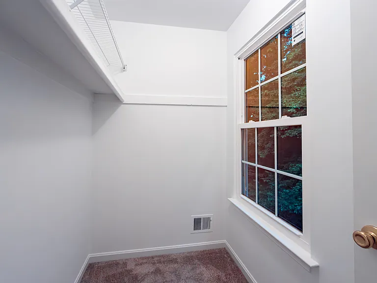 3979 Burning Bush Ct — Photo 15