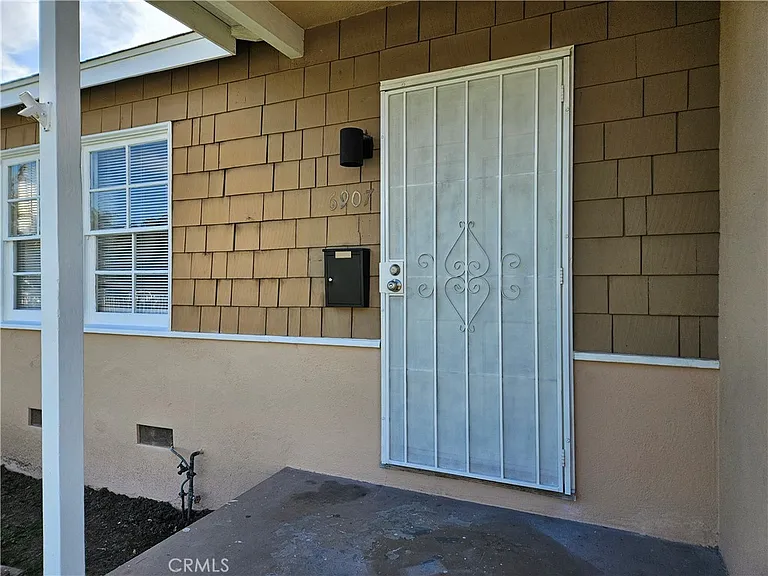 6907 White Oak Ave — Photo 6
