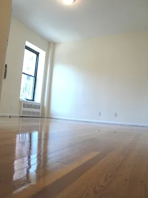 Rented by LEE & ASSOCIATES NYC RESIDENTIAL LLC | media 10