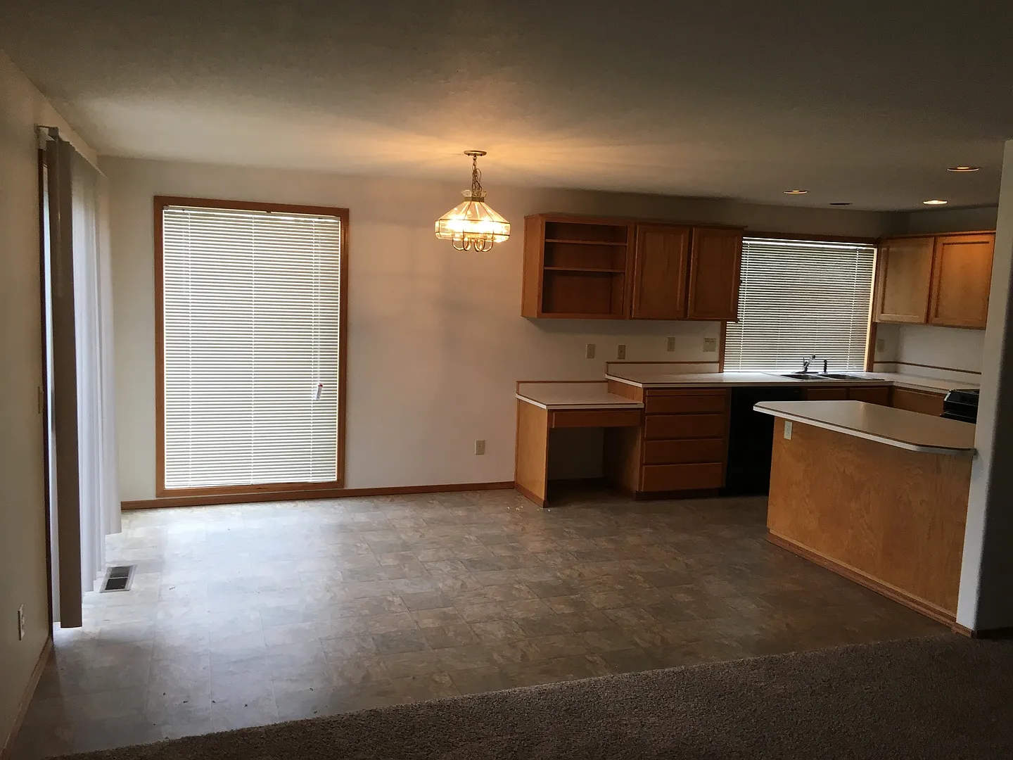 16505 NW Paisley Dr. - Wonderful Home Near Bethany — Photo 3