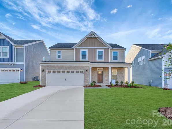 1414 Bucknell St, Wingate, NC 28174