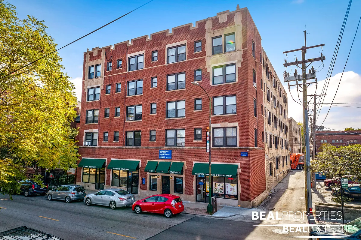 Building Photo - 739 West Belmont Avenue