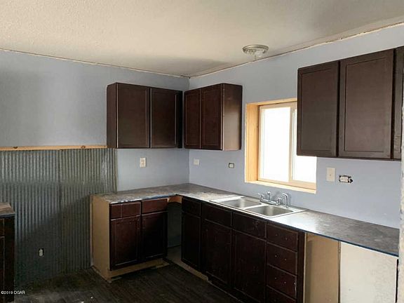 3rd image of 307 W Vine St