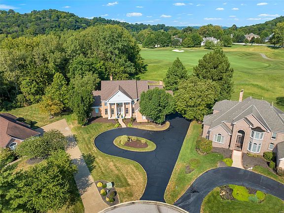 4th image of 315 Tavern Creek Ct