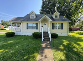294 W Water St, Flemingsburg, KY 41041
