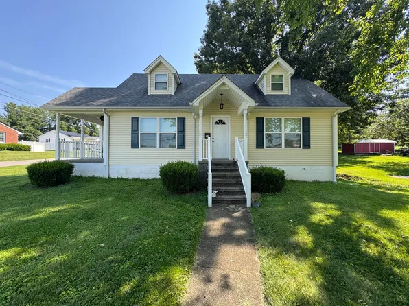 294 W Water St, Flemingsburg, KY 41041