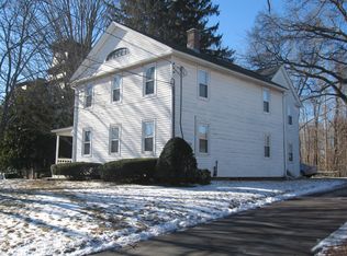 86 Main St #A, Broad Brook, CT 06016