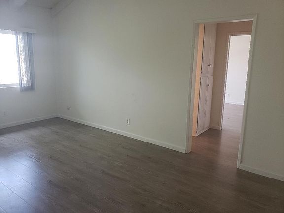 5th image of 3102 S Durango Ave APT 7
