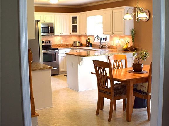 5th image of 244 Kingsley Park Dr