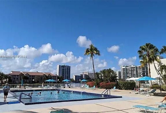 4th image of 3800 S Ocean Dr APT 1501