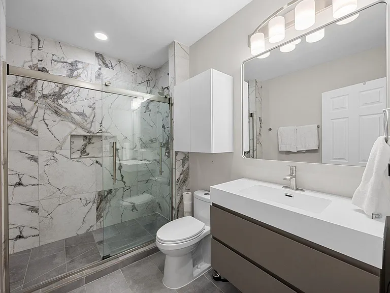 5600 Blueridge Ct — Photo 21