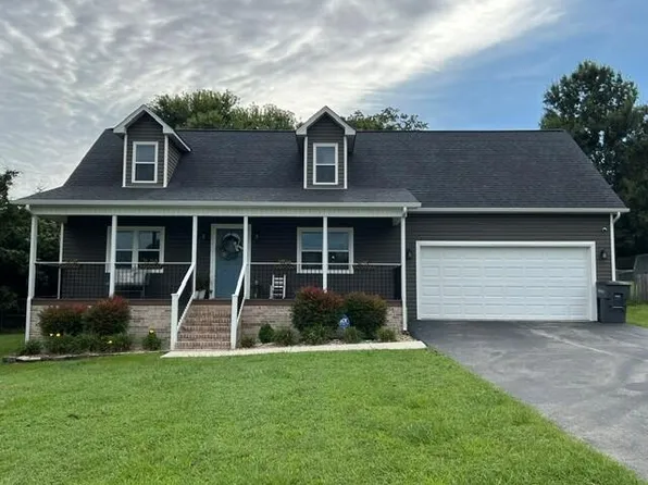 2976 W Haven Dr, Cookeville, TN 38501