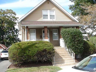 12 Columbus Ave, Little Ferry, NJ, 07643