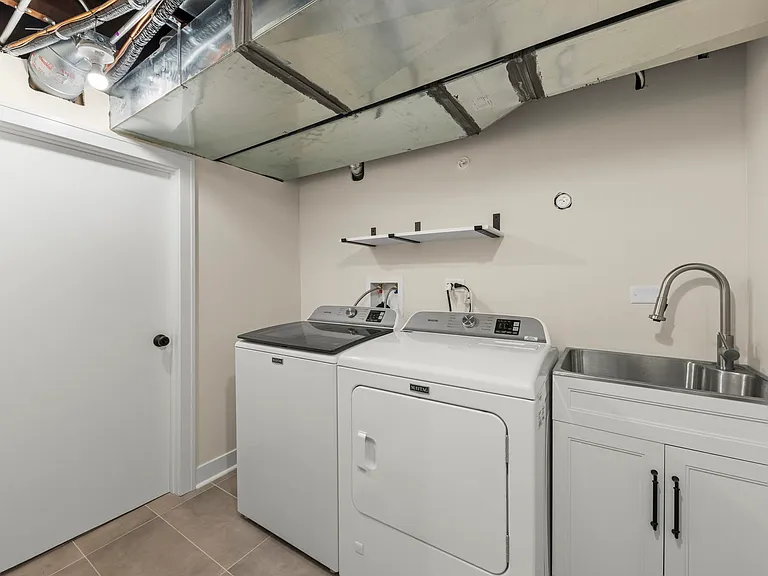 285 Hill Ave #1 — Photo 16