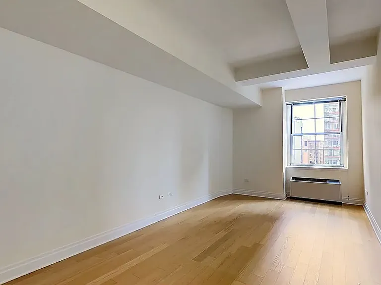 21 West St #10B — Photo 2