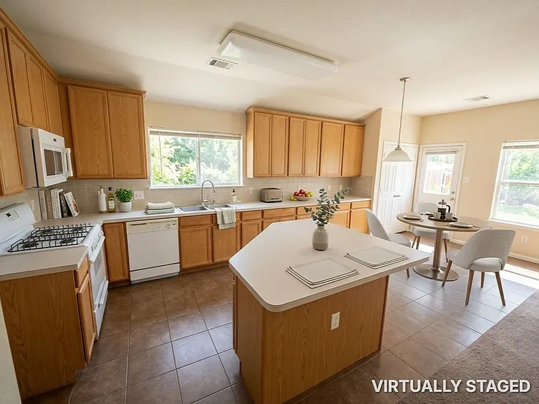 21522 Pointed Oak Ln — Photo 6