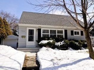 329 Garfield Ter, Lombard, IL